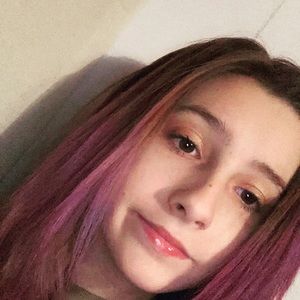 Meet your Posher, Desiree